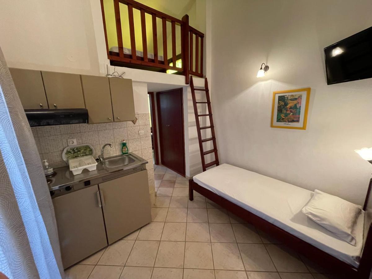 Galazia Akti Seaside Apartments Nikiti  Eksteriør billede
