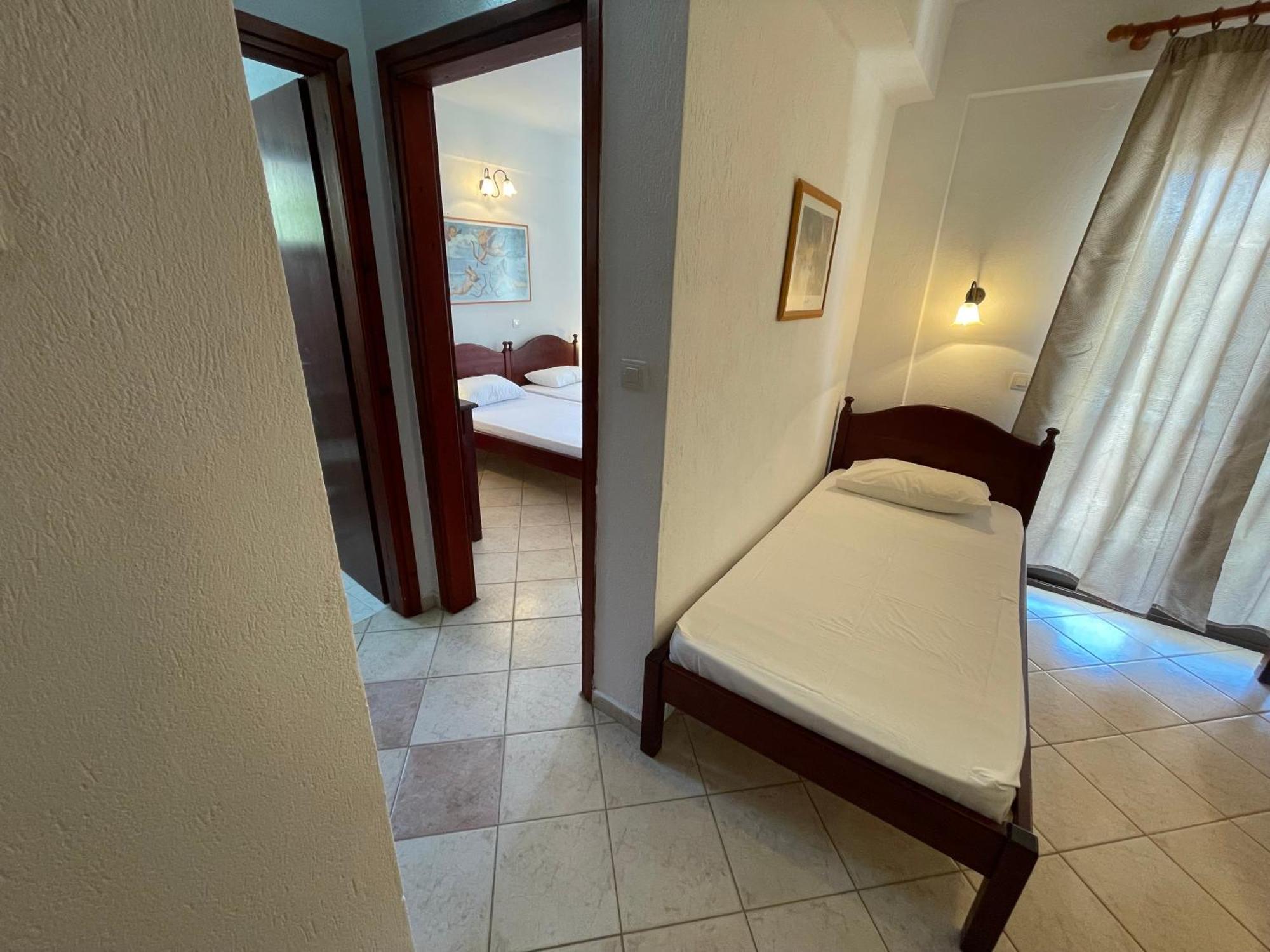 Galazia Akti Seaside Apartments Nikiti  Værelse billede